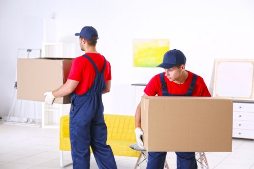 Secure storage units in Holland Park